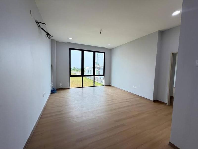 Semi-Detached House for Sale in Taman Austin Heights (Tebrau) - Kelvin Koay - Living Room - PropertyGuru.com.my