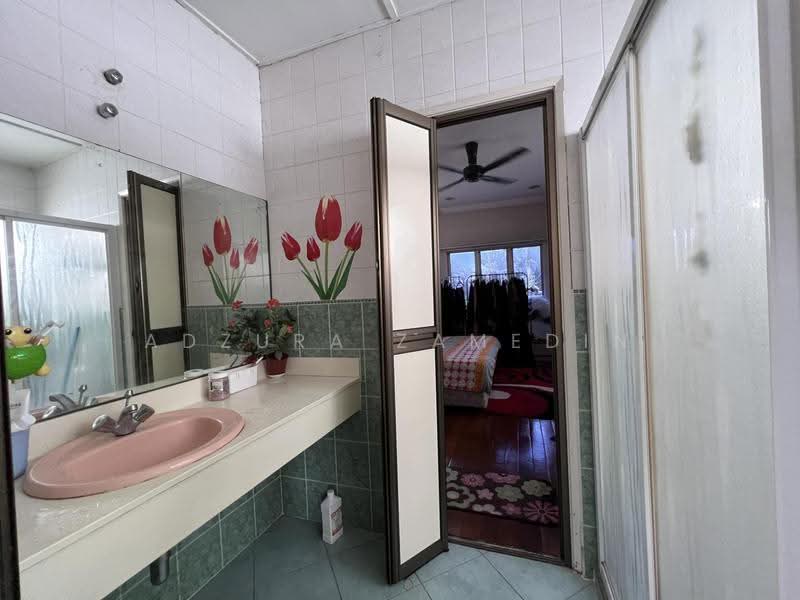 Bungalow House for Sale in Country Heights (Kajang) - Adzura Zamedin - PropertyGuru.com.my