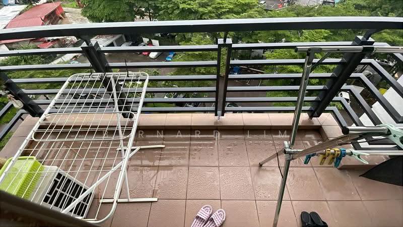Kediaman Servis untuk Disewa di M'tiara - Bernard Lim - Balcony - PropertyGuru.com.my