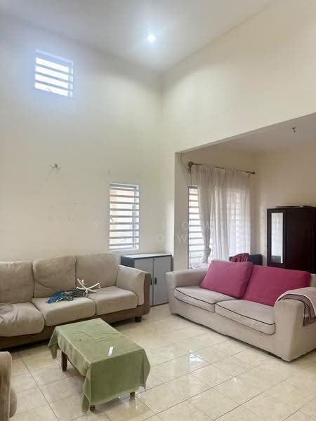 Rumah Banglo untuk Disewa di Taman Sri Kuala (Kuala Sungai Baru) - YIT HOW SEOW - Living Room - PropertyGuru.com.my