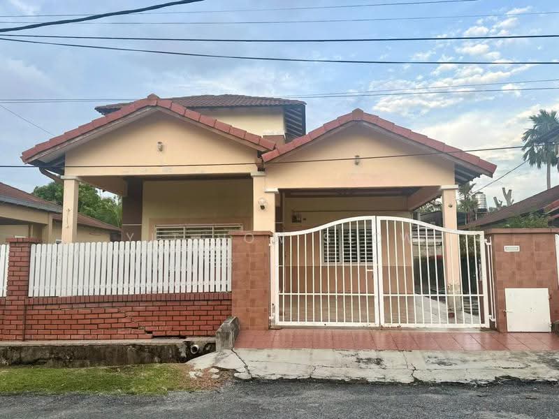Rumah Banglo untuk Disewa di Taman Sri Kuala (Kuala Sungai Baru) - YIT HOW SEOW - Exterior - PropertyGuru.com.my