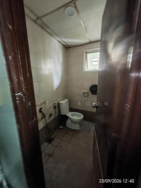 Office for Rent in Pju 5 (Kota Damansara) - Katty Soon - Bathroom - PropertyGuru.com.my
