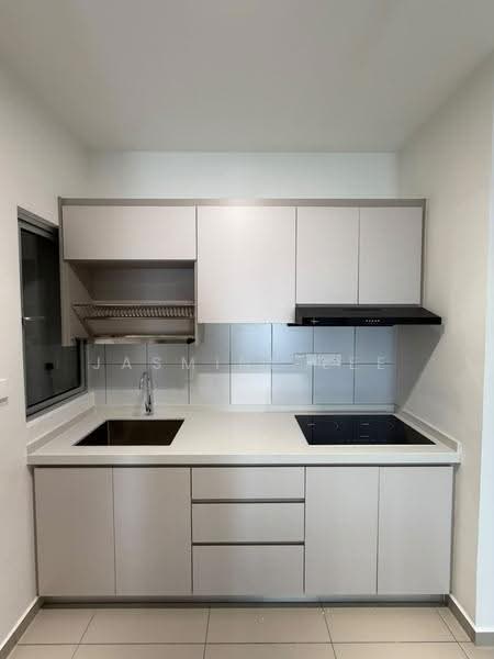 Condominium for Rent at Residensi Dutamas Dahlia - Jasmine Lee - Kitchen - PropertyGuru.com.my