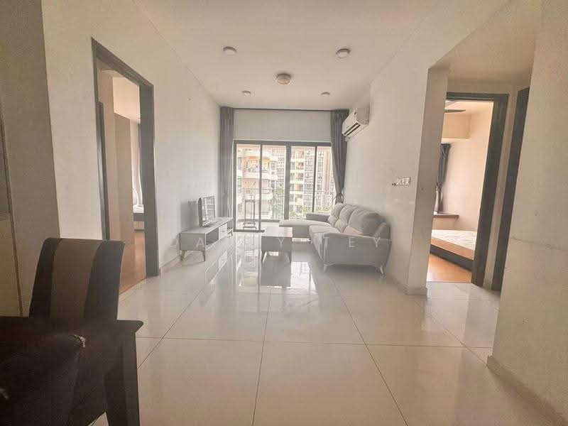 Condominium for Rent at Bay Point @ Country Garden Danga Bay - Danny Tey - Living Room - PropertyGuru.com.my