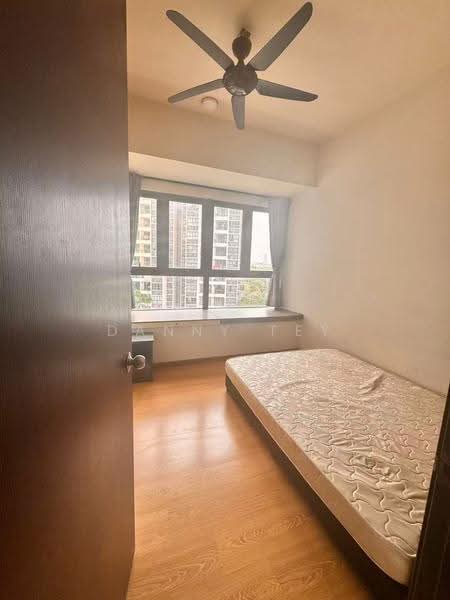 Condominium for Rent at Bay Point @ Country Garden Danga Bay - Danny Tey - Bedroom - PropertyGuru.com.my