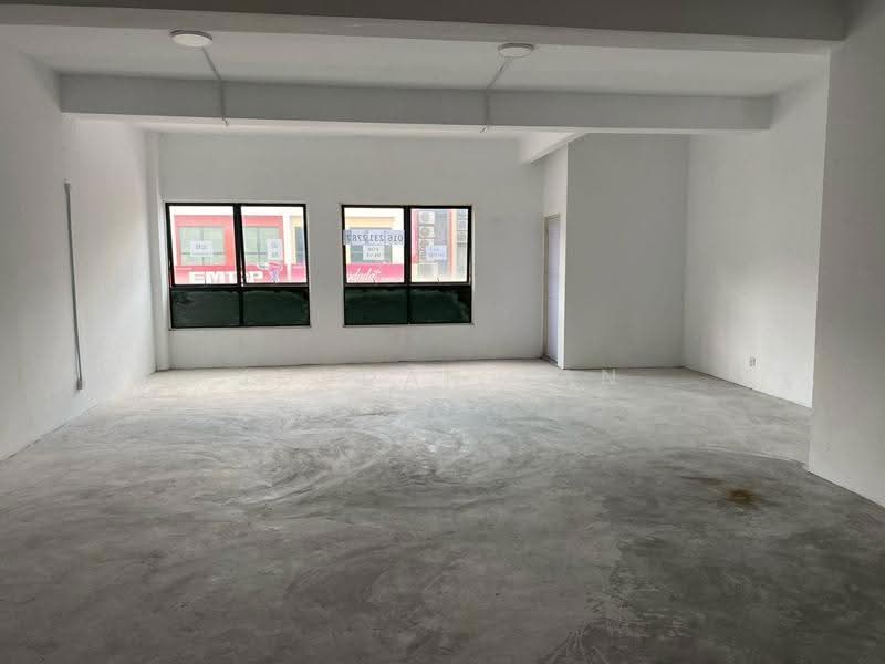 Shop for Sale in Kepong Metro Perdana Barat (Kepong) - Jordan Tan - Interior - PropertyGuru.com.my