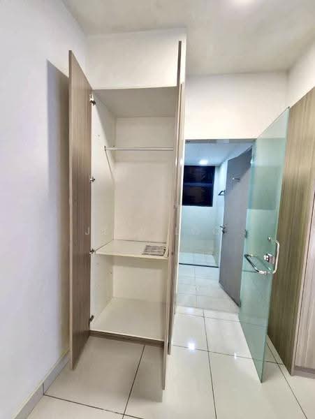 Service Residence for Sale at Residences @ 1 Tebrau - Jeny Loo - Interior - PropertyGuru.com.my