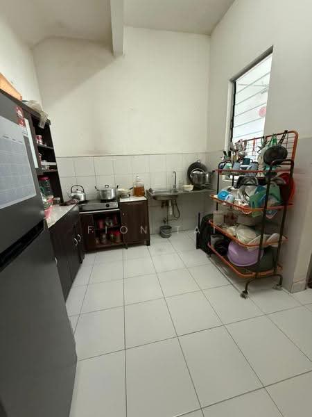 2-storey Terraced House for Sale in Nusa Bayu (Iskandar Puteri (Nusajaya)) - Fion Tai - Kitchen - PropertyGuru.com.my