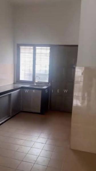 Rumah Teres untuk Dijual di Taman Johan Setia (Klang) - WK Siew - Kitchen - PropertyGuru.com.my