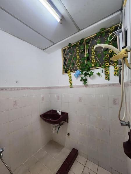 Condominium for Sale at Kelana Puteri - Marilyn Loh - Bathroom - PropertyGuru.com.my