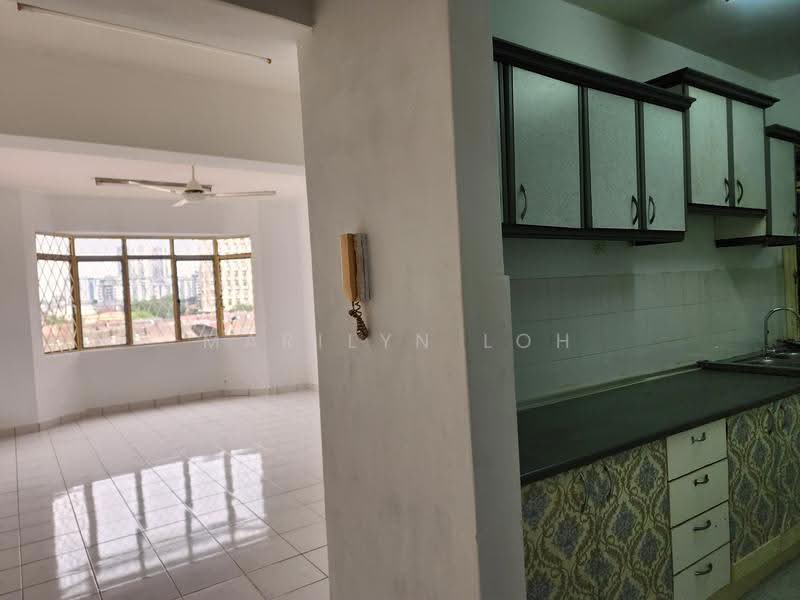 Condominium for Sale at Kelana Puteri - Marilyn Loh - Kitchen - PropertyGuru.com.my