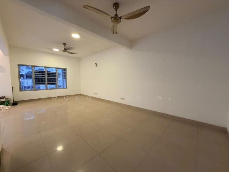 2-storey Terraced House for Sale in Kota Emerald (Rawang) - Kwong Xiao Wei - Living Room - PropertyGuru.com.my