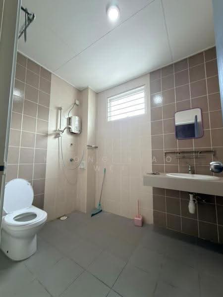 2-storey Terraced House for Sale in Kota Emerald (Rawang) - Kwong Xiao Wei - Bathroom - PropertyGuru.com.my