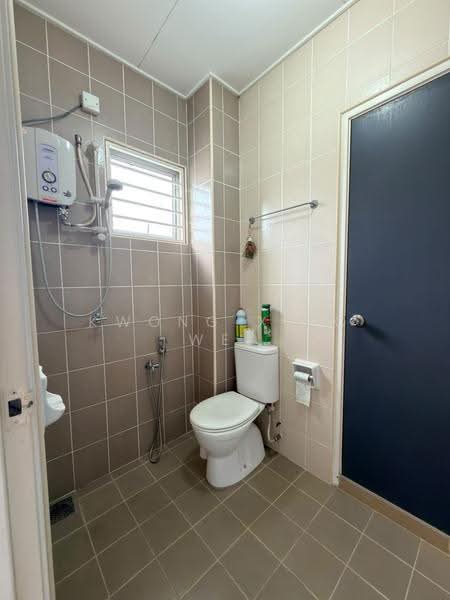 2-storey Terraced House for Sale in Kota Emerald (Rawang) - Kwong Xiao Wei - Bathroom - PropertyGuru.com.my