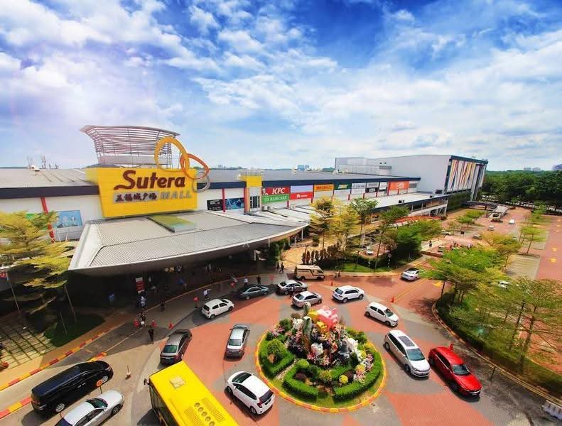 Shop for Rent in Johor Bahru (Johor) - Xiuxiu Ng - Exterior - PropertyGuru.com.my