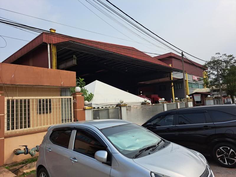 Gudang untuk Disewa di Bandar Indera Mahkota (Kuantan) - CHIA KUM HOONG - Exterior - PropertyGuru.com.my