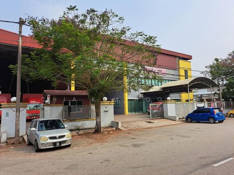 Gudang untuk Disewa di Bandar Indera Mahkota (Kuantan) - CHIA KUM HOONG - Exterior - PropertyGuru.com.my