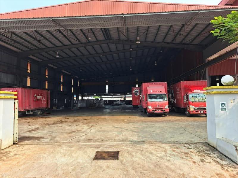 Gudang untuk Disewa di Bandar Indera Mahkota (Kuantan) - CHIA KUM HOONG - Exterior - PropertyGuru.com.my
