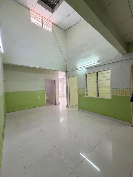 1-storey Terraced House for Sale in Taman Desa Jaya (Kepong) - Kenji Ti - Interior - PropertyGuru.com.my