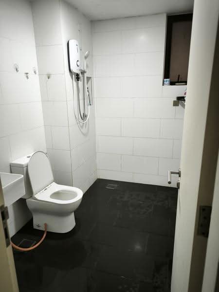 Service Residence for Rent at SqWhere Service Apartments - Max Yee - Bathroom - PropertyGuru.com.my