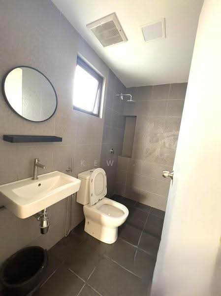 Condominium for Rent at Sky Awani Residensi 5 - Kew . - Bathroom - PropertyGuru.com.my