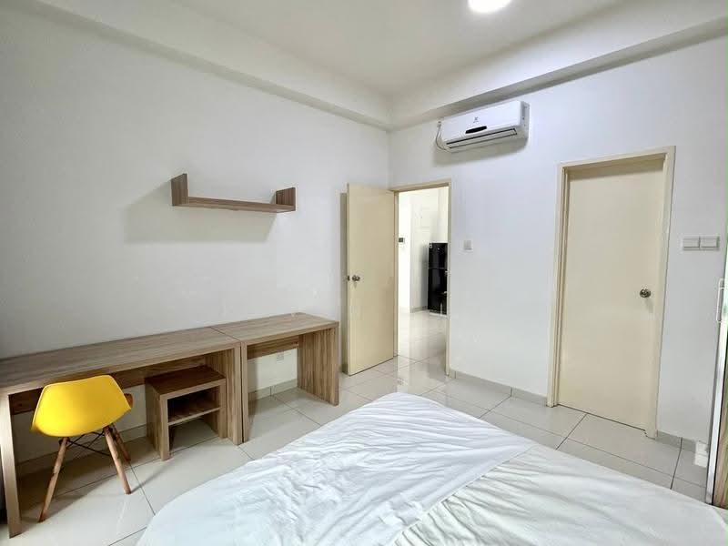 Kediaman Servis untuk Disewa di D'Summit Residences - Kevin Lim - Bedroom - PropertyGuru.com.my