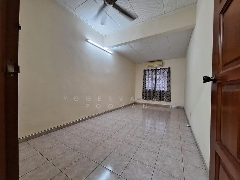 2-storey Terraced House for Sale in Klang (Selangor) - Yogesvaran Poovan - Interior - PropertyGuru.com.my