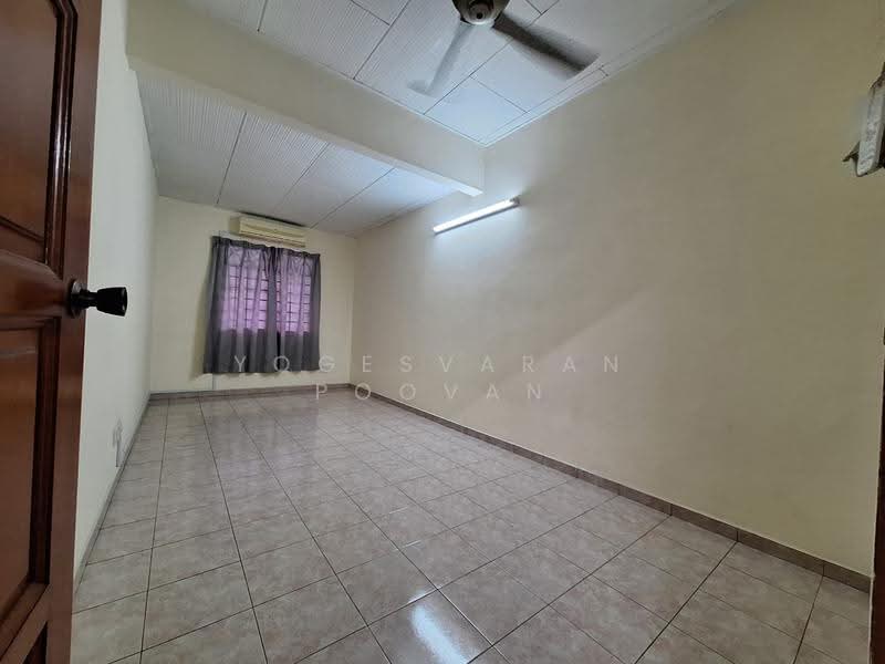 2-storey Terraced House for Sale in Klang (Selangor) - Yogesvaran Poovan - Interior - PropertyGuru.com.my