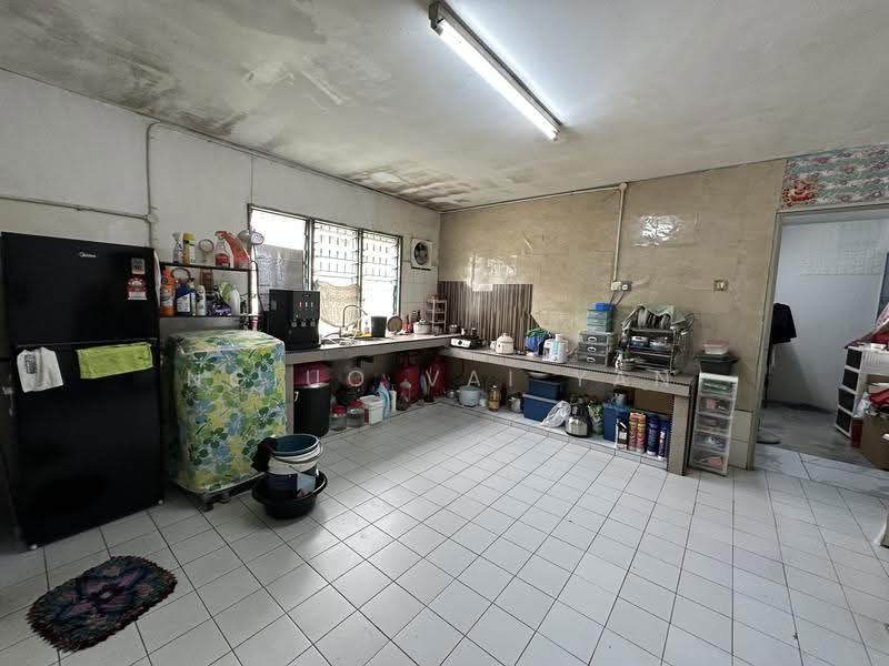 Terraced House for Sale in Seri Kembangan (Selangor) - Ngiuo Vai Yan - Kitchen - PropertyGuru.com.my