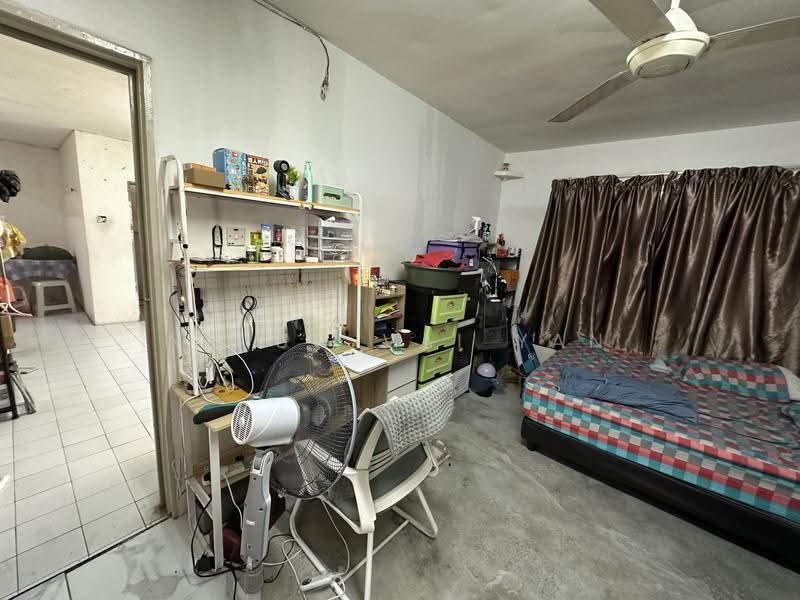 Terraced House for Sale in Seri Kembangan (Selangor) - Ngiuo Vai Yan - Bedroom - PropertyGuru.com.my