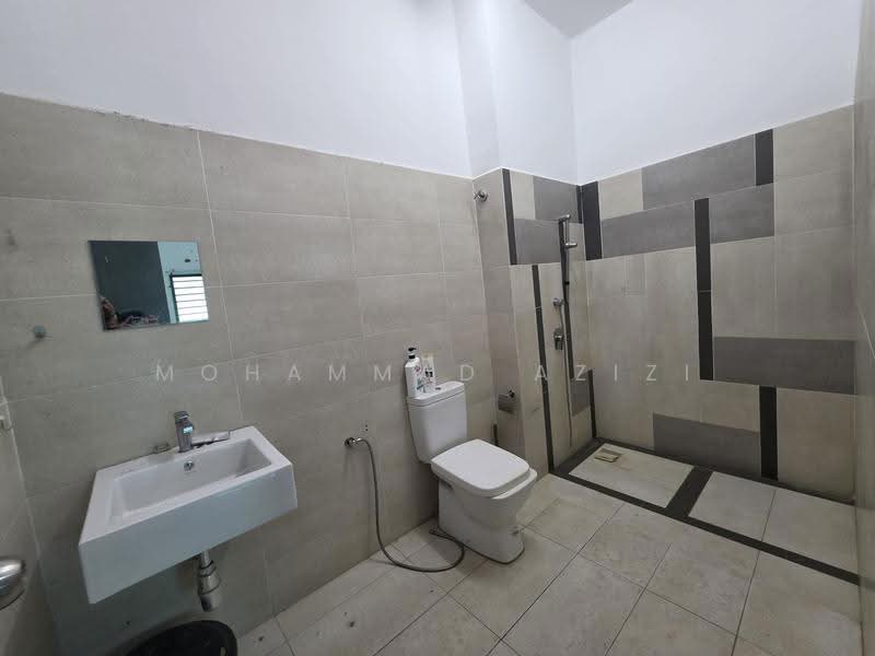 Terraced House for Sale in Kuantan (Pahang) - Mohammad Azizi - Bathroom - PropertyGuru.com.my