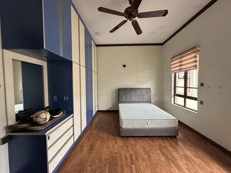 Semi-Detached House for Sale in Bukit Jelutong (Shah Alam) - Sheikh Imran - Bedroom - PropertyGuru.com.my