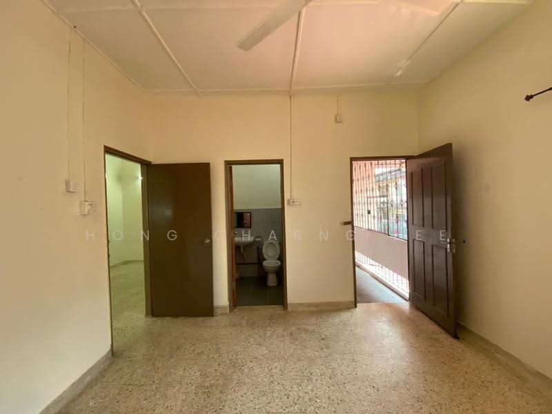 2-storey Terraced House for Rent in Johor Bahru (Johor) - Hong Charng Lee - Interior - PropertyGuru.com.my
