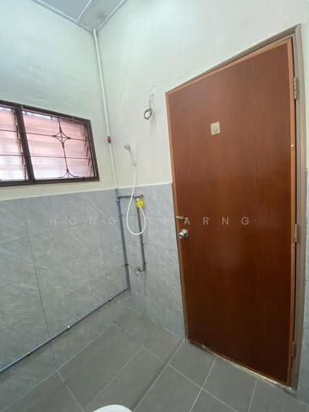 2-storey Terraced House for Rent in Johor Bahru (Johor) - Hong Charng Lee - Bathroom - PropertyGuru.com.my