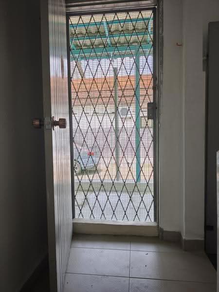 1-storey Terraced House for Rent in Taman Ungku Tun Aminah (Skudai) - Misa Lim - Entrance - PropertyGuru.com.my