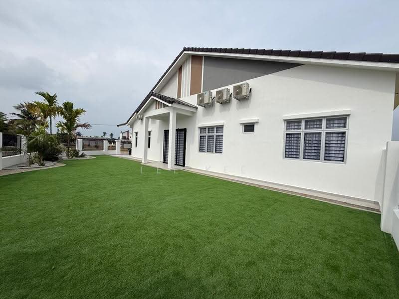 Rumah Teres 1-Tingkat untuk Dijual di Bandar Putera Indah (Batu Pahat) - Lee Kee - Exterior - PropertyGuru.com.my
