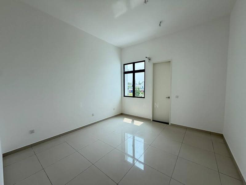 Semi-Detached House for Sale in Setia Eco Gardens (Gelang Patah) - Tina Tan - Interior - PropertyGuru.com.my
