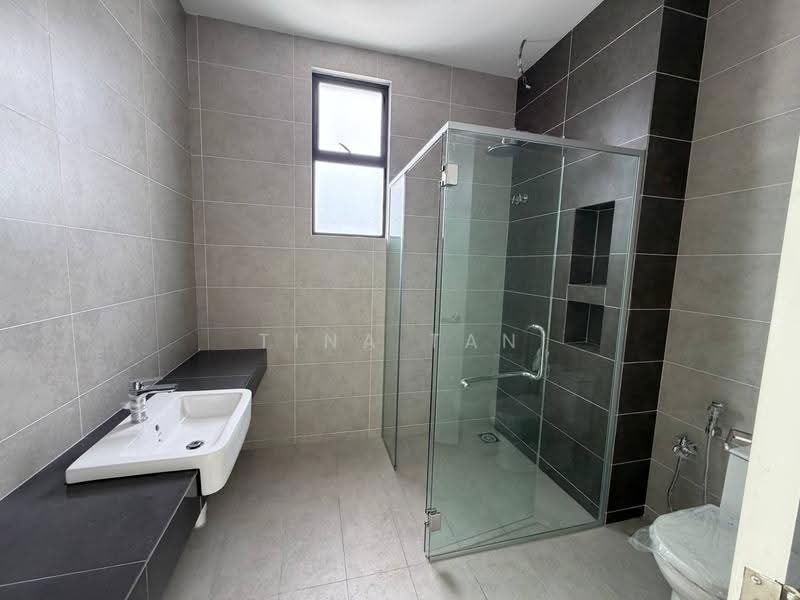 Semi-Detached House for Sale in Setia Eco Gardens (Gelang Patah) - Tina Tan - Bathroom - PropertyGuru.com.my