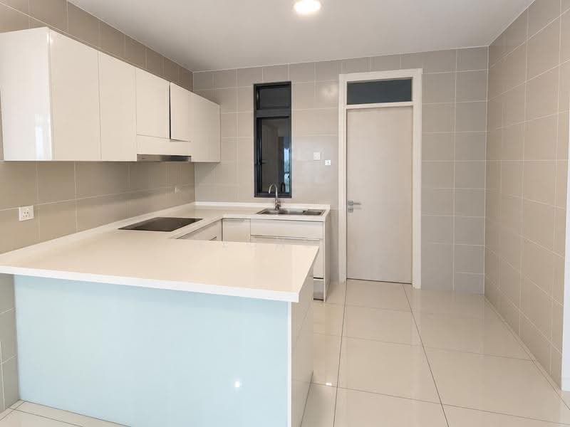 Kediaman Servis untuk Dijual di Icon Residenz @ Icon City - Yeong . - Kitchen - PropertyGuru.com.my