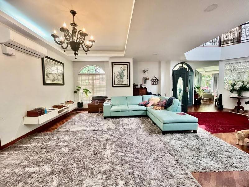 Bungalow House for Rent in Seksyen 13 (Shah Alam) - Mohd Khairil Fitri - Living Room - PropertyGuru.com.my