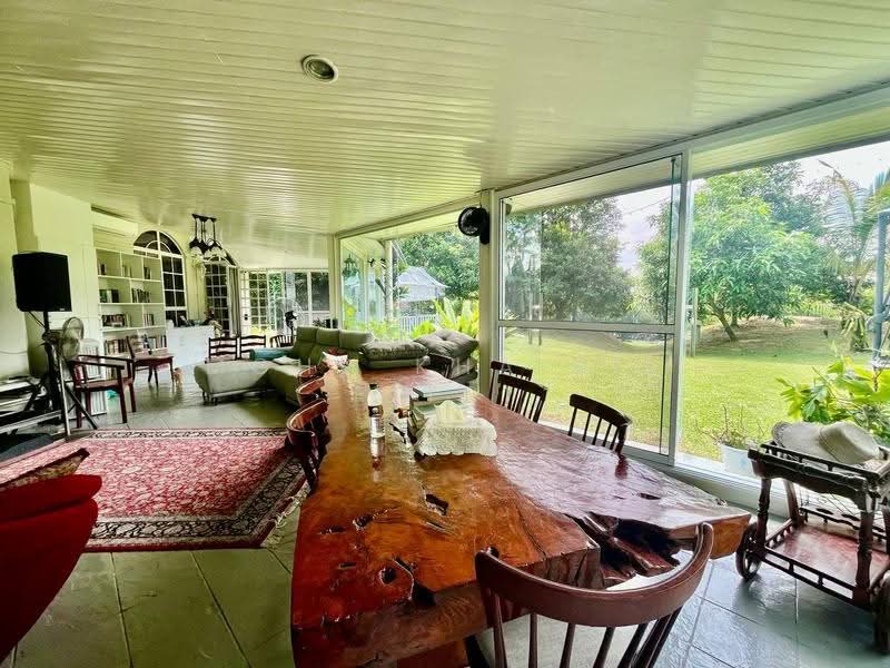 Bungalow House for Rent in Seksyen 13 (Shah Alam) - Mohd Khairil Fitri - Living Room - PropertyGuru.com.my