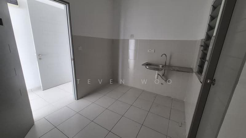 Service Residence for Sale at Axis Crown - Steven Woo - Kitchen - PropertyGuru.com.my