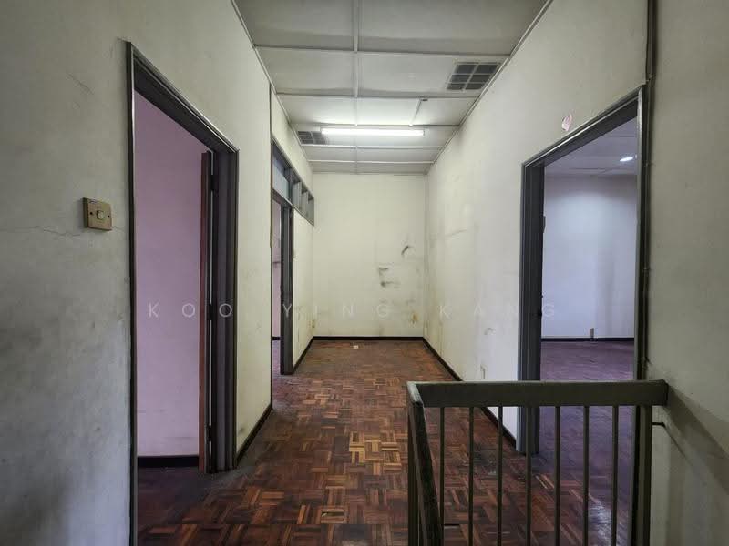 2-storey Terraced House for Sale in Kelana Jaya (Petaling Jaya) - Koo Ying Kang - Corridor - PropertyGuru.com.my