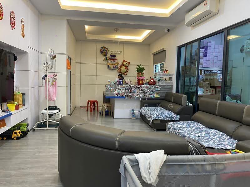 2-storey Terraced House for Sale in Penampang (Sabah) - Alan Tiong - Living Room - PropertyGuru.com.my