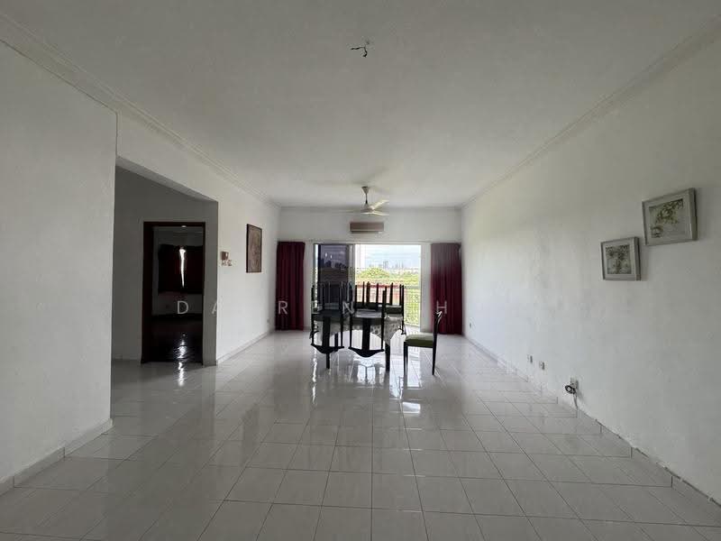 Condominium for Sale at Tiara Kelana - Darren Khoo - Living Room - PropertyGuru.com.my