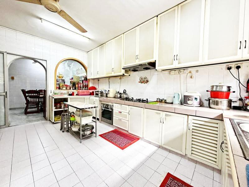 2-storey Terraced House for Sale in Pandan Perdana (Cheras) - Gaby Ng - Kitchen - PropertyGuru.com.my