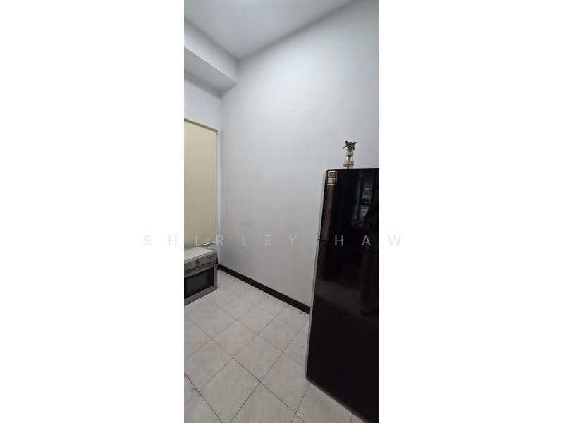 2-storey Terraced House for Rent in East Ledang (Iskandar Puteri (Nusajaya)) - Shirley Haw - Kitchen - PropertyGuru.com.my