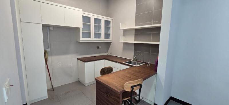 2-storey Terraced House for Rent in East Ledang (Iskandar Puteri (Nusajaya)) - Shirley Haw - Kitchen - PropertyGuru.com.my