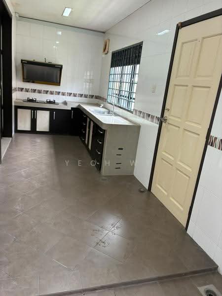 Terraced House for Sale in Bukit Jelutong (Shah Alam) - Yeoh WY - Kitchen - PropertyGuru.com.my