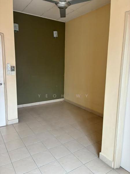 Terraced House for Sale in Bukit Jelutong (Shah Alam) - Yeoh WY - Interior - PropertyGuru.com.my